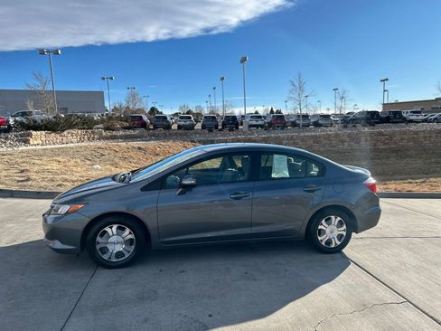 Used 2012 Honda Civic Hybrid Sedan image 2