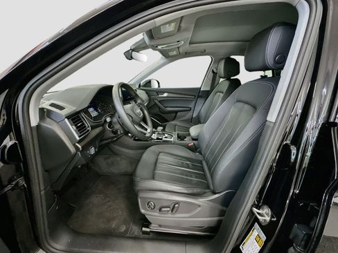Used 2023 Audi Q5 2.0T Premium w/ Convenience Package AWD/4WD image 13