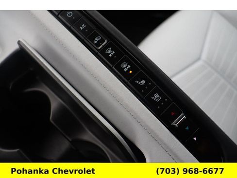 Used 2023 Chevrolet Corvette Stingray Premium Cpe w/ Z51 Performance Package image 17