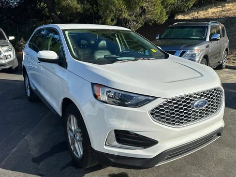 Used 2024 Ford Edge SEL AWD/4WD image 2