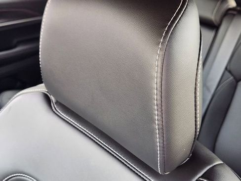 New 2025 Jeep Grand Cherokee Limited image 11