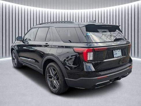New 2026 Ford Explorer ST-Line w/ ST-Line Street Pack RWD image 6