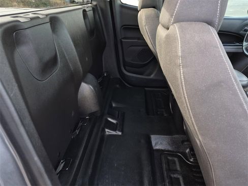 Used 2021 Chevrolet Colorado LT w/ Fleet Safety Package image 13