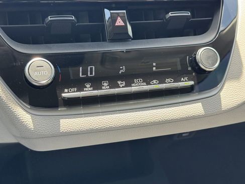 Used 2024 Toyota Corolla LE FWD image 16