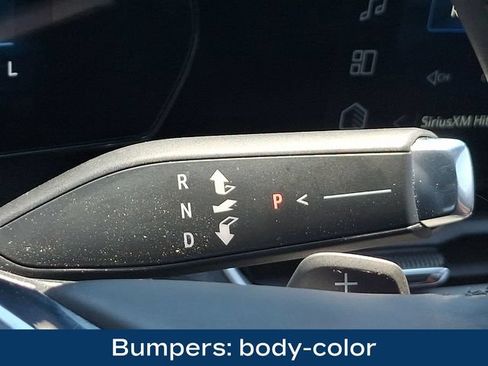 Used 2025 Chevrolet Equinox LT AWD/4WD image 11