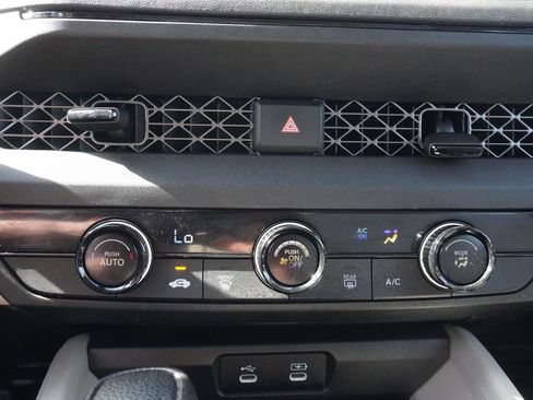 Used 2023 Honda Accord LX image 37