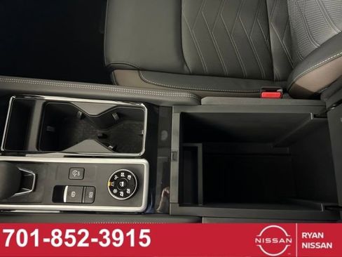 New 2025 Nissan Pathfinder Platinum w/ Cargo Package image 23