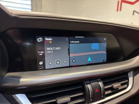 Used 2023 Alfa Romeo Stelvio Veloce image 23