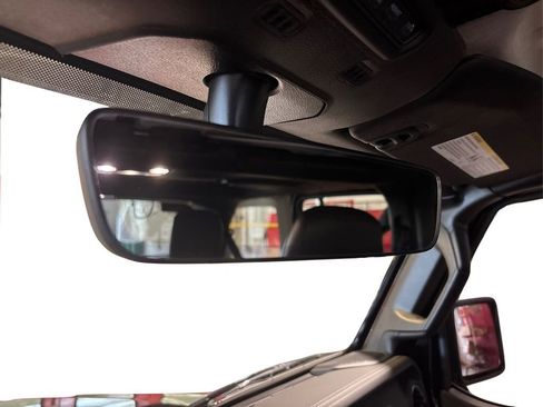 Used 2022 Jeep Wrangler Unlimited Sahara w/ Cold Weather Group AWD/4WD image 26