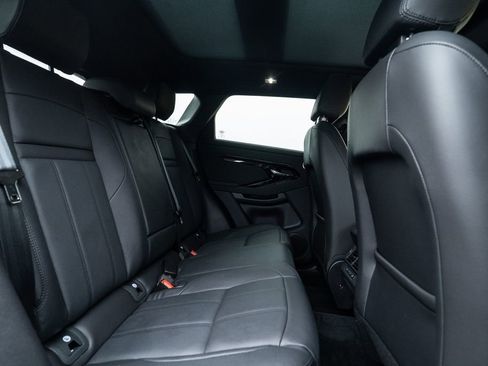 Used 2024 Land Rover Range Rover Evoque S image 13