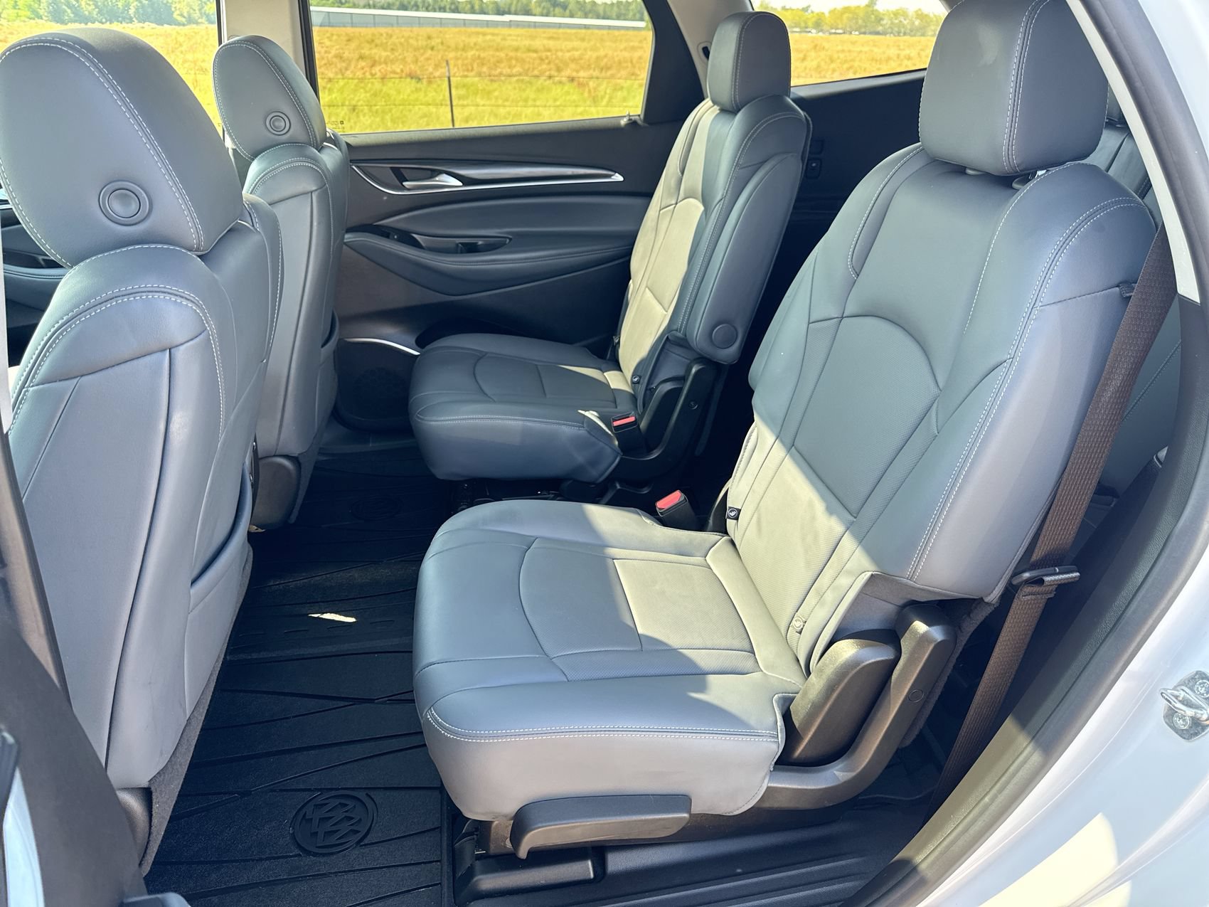 Used 2021 Buick Enclave Essence w/ Sound and Sites Package FWD image 22