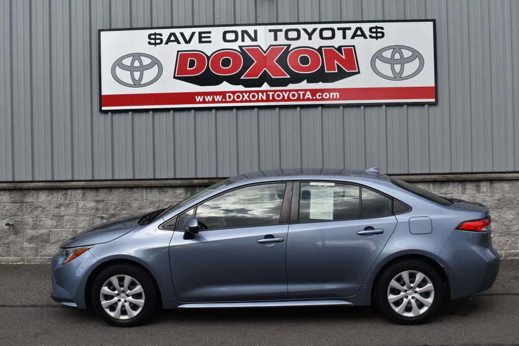 Certified 2022 Toyota Corolla LE FWD image 4