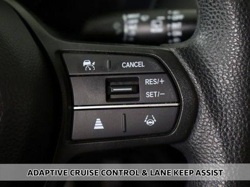 Used 2024 Honda HR-V LX image 3