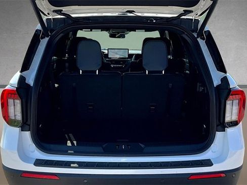 New 2025 Ford Explorer ST-Line w/ Premium Package image 4