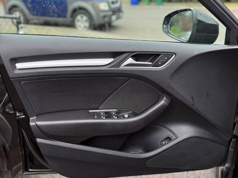 Used 2018 Audi A3 e-tron Premium w/ Sport Package image 13