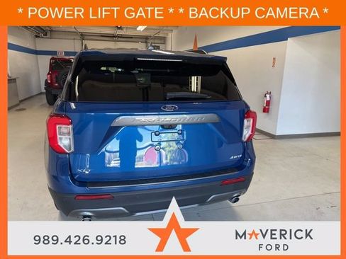 Used 2023 Ford Explorer XLT w/ Equipment Group 202A AWD/4WD image 6