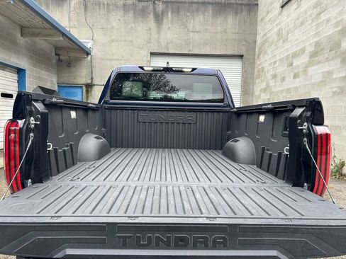 Used 2024 Toyota Tundra Capstone AWD/4WD image 22