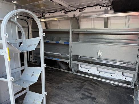 Used 2020 Ford Transit 150 Low Roof RWD image 19
