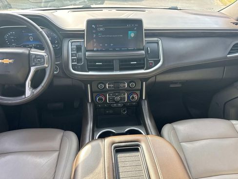 Used 2022 Chevrolet Tahoe LT w/ LT Signature Package RWD image 21