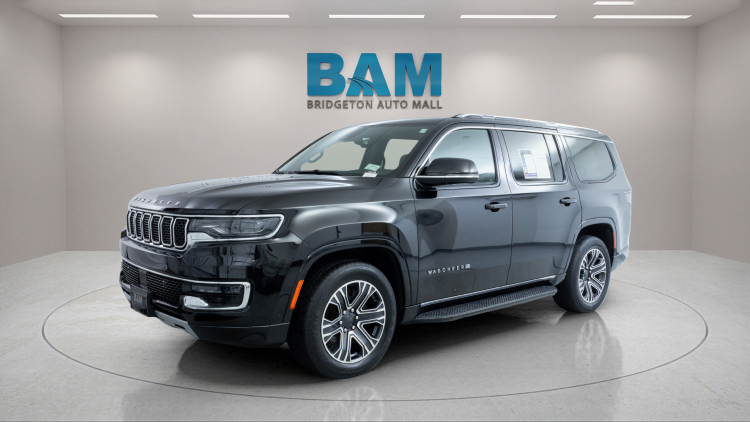 Used 2023 Jeep Wagoneer Series II AWD/4WD image 7