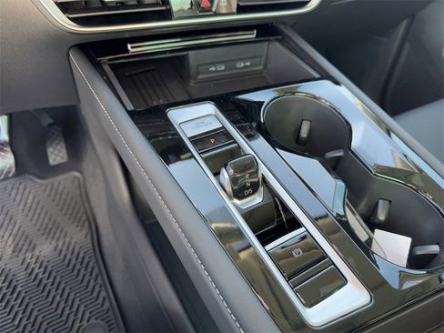 New 2025 Volkswagen Atlas SEL image 19