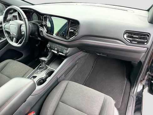 Used 2025 Dodge Durango GT AWD/4WD image 33