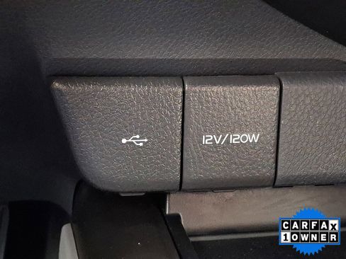 Used 2023 Toyota Camry SE image 34