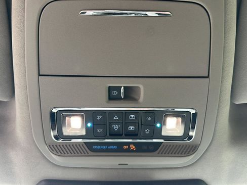 Certified 2025 Ford F150 Platinum w/ Equipment Group 703A Plus AWD/4WD image 22