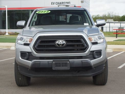 Used 2022 Toyota Tacoma SR AWD/4WD image 23