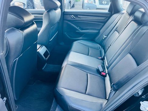 Used 2022 Honda Accord Sport image 18
