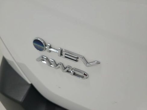 Certified 2026 Toyota RAV4 LE AWD/4WD image 9
