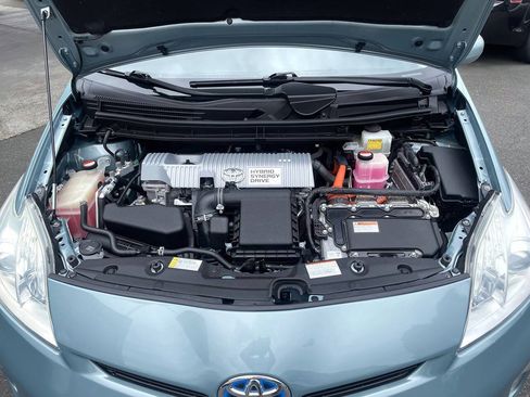 Used 2015 Toyota Prius Two FWD image 7