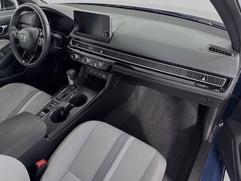 Certified 2025 Honda Civic Sport image 28