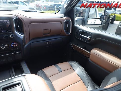Used 2021 Chevrolet Silverado 3500 High Country w/ Z71 Off-Road Package image 21