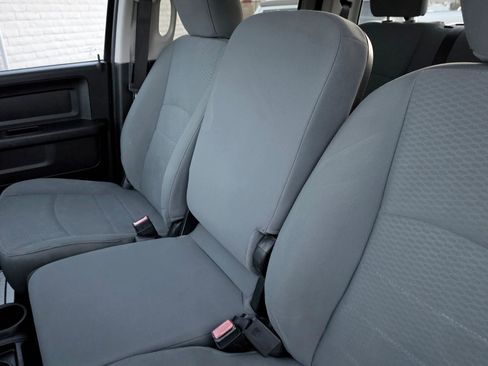 Used 2015 RAM 2500 Tradesman w/ Chrome Appearance Group AWD/4WD image 15