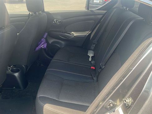 Used 2016 Nissan Versa FWD image 8