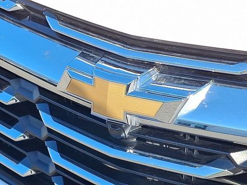 Used 2025 Chevrolet Equinox LT FWD image 28