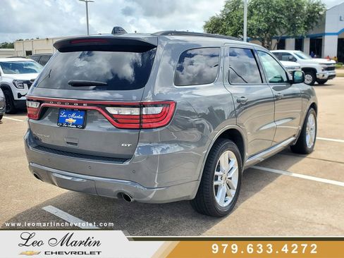 Used 2024 Dodge Durango GT RWD image 3