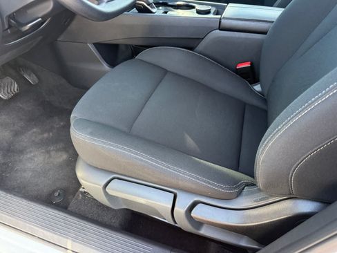 Used 2024 Nissan Rogue S AWD/4WD image 16