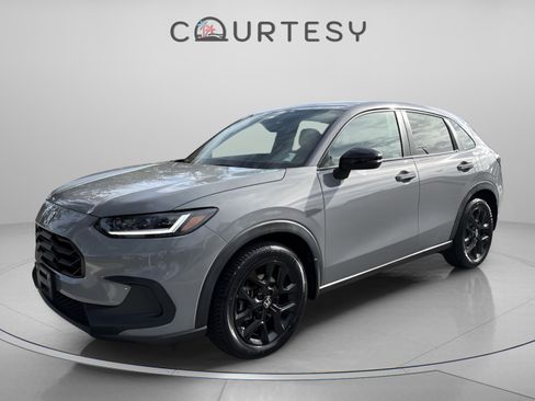 Certified 2023 Honda HR-V Sport image 2