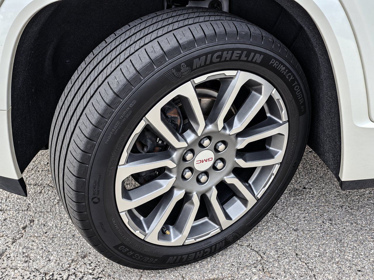 Used 2021 GMC Acadia Denali w/ Denali Technology Package FWD image 13