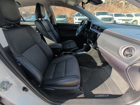 Used 2018 Toyota Corolla SE image 15