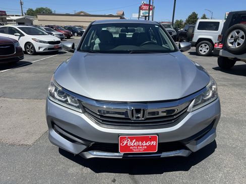 Used 2017 Honda Accord LX image 2