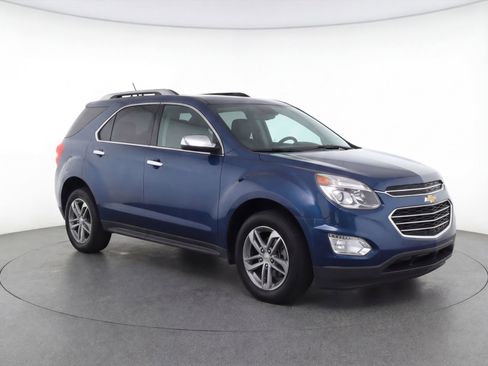Used 2017 Chevrolet Equinox Premier w/ Enhanced Convenience Package image 2