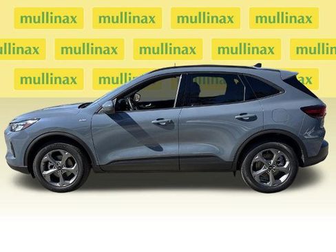 Certified 2025 Ford Escape ST-Line Elite image 10