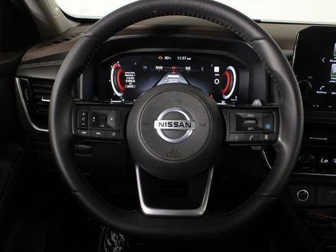 Certified 2021 Nissan Rogue Platinum AWD/4WD image 10
