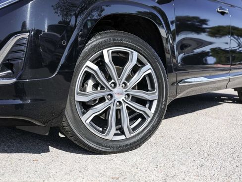 Used 2018 GMC Terrain Denali w/ Advanced Safety Package AWD/4WD image 4
