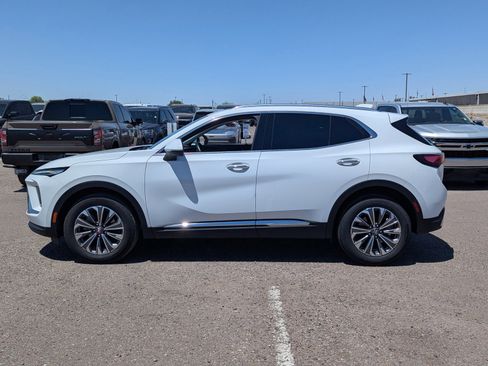 Used 2024 Buick Envision Preferred AWD/4WD image 2