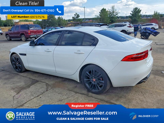 Used 2017 Jaguar XE Prestige RWD image 3