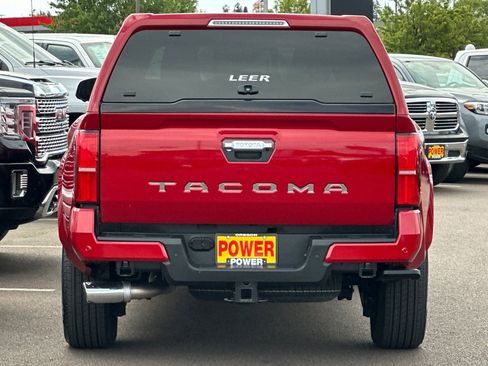 Used 2024 Toyota Tacoma Limited w/ Limited Package (LT) AWD/4WD image 5